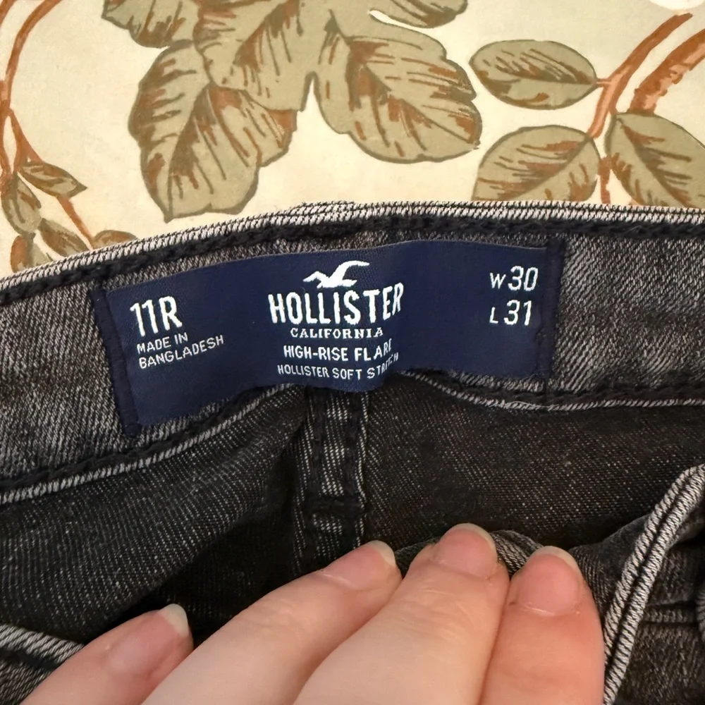 Women's High-Rise Gray Flare Jeans - Picture 2 of 2